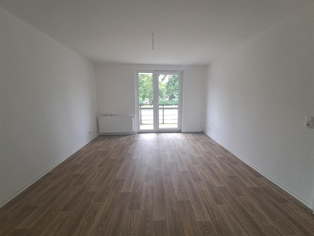 Erstbezug nach Sanierung - 2-Raum Wohnung mit Balkon! - Foto 1